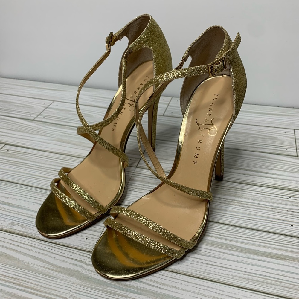 Women's Ivanka Trump Shoes Ivanka Trump Duchess 2 Gold Strappy Size 8.5